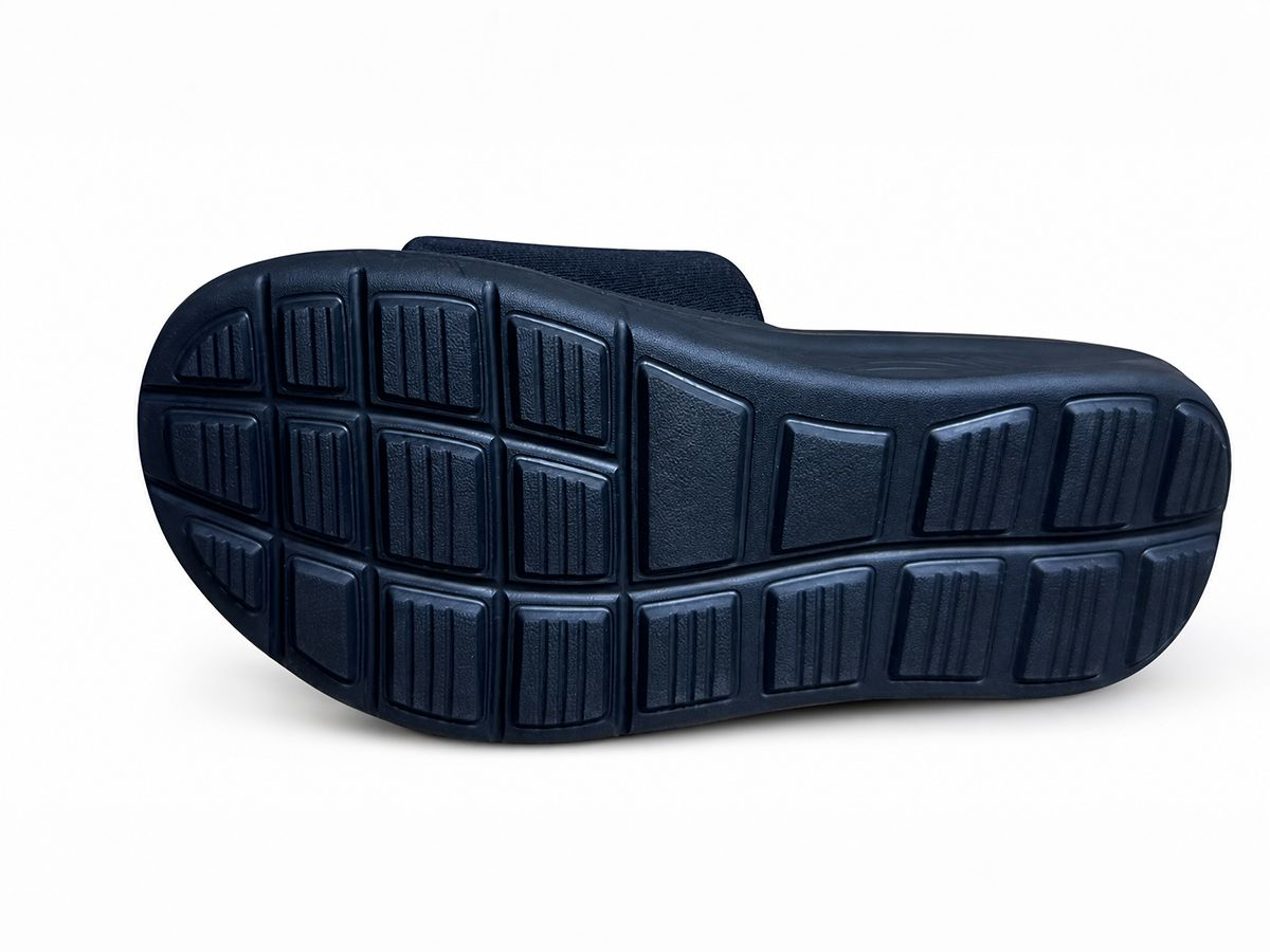 Padded Wide-Band Sport Slide — image 6