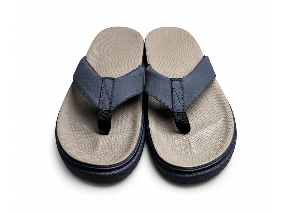 Padded Wide-Strap Casual Flip-Flop — image 2